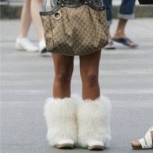 Cozy Faux Fur Mid Calf Winter Tread Flat Boots